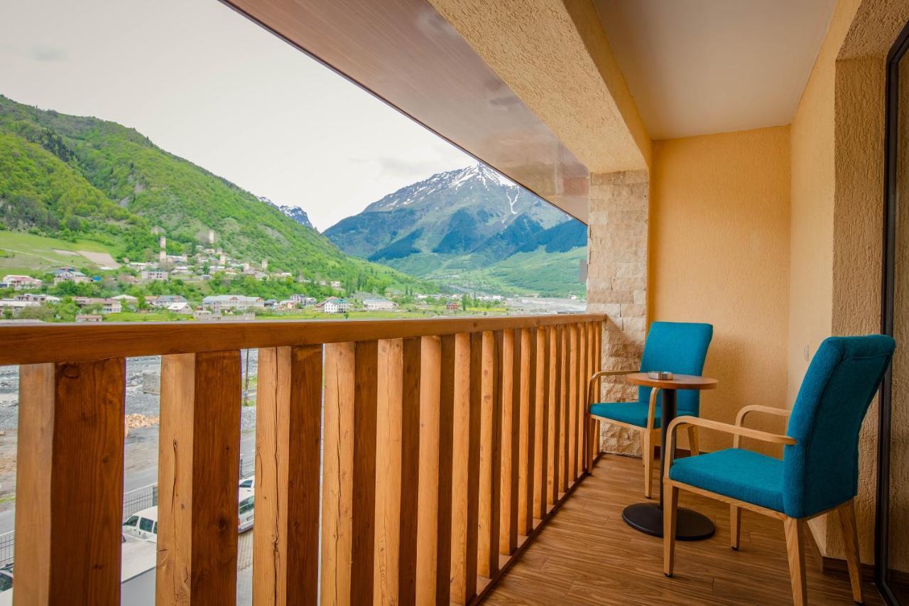 Gistola Hotel Mestia Ngoại thất bức ảnh