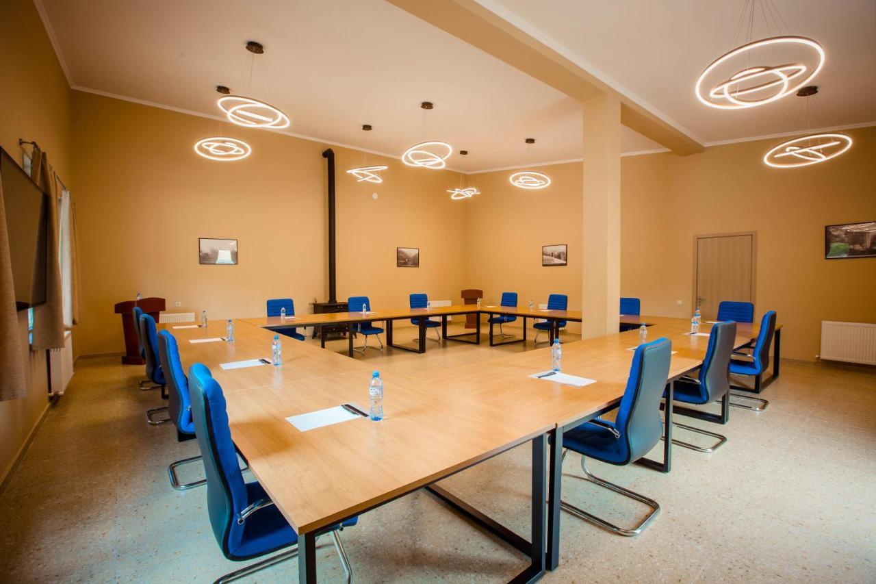 Gistola Hotel Mestia Ngoại thất bức ảnh